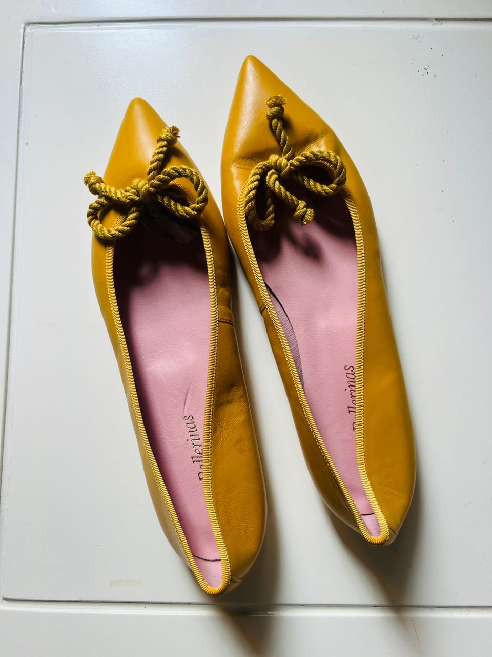 Pretty Ballerinas Brown flat heels lady shoes. (Spain)